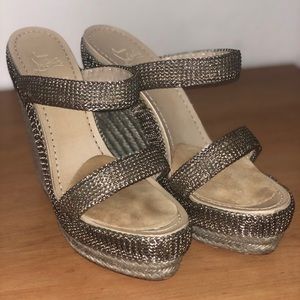 Cadena Wire Chain Wedge